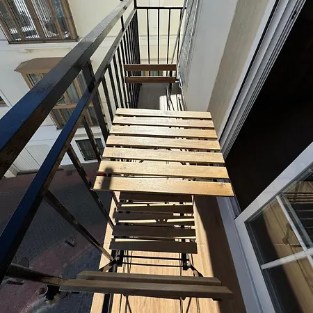 Dona Elvira Apartment